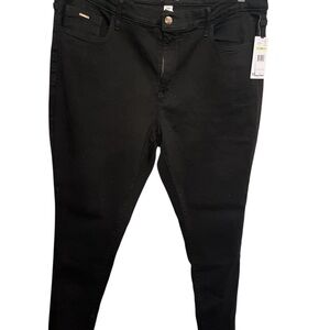 Nine West Women's Classic Black Skinny Jeans